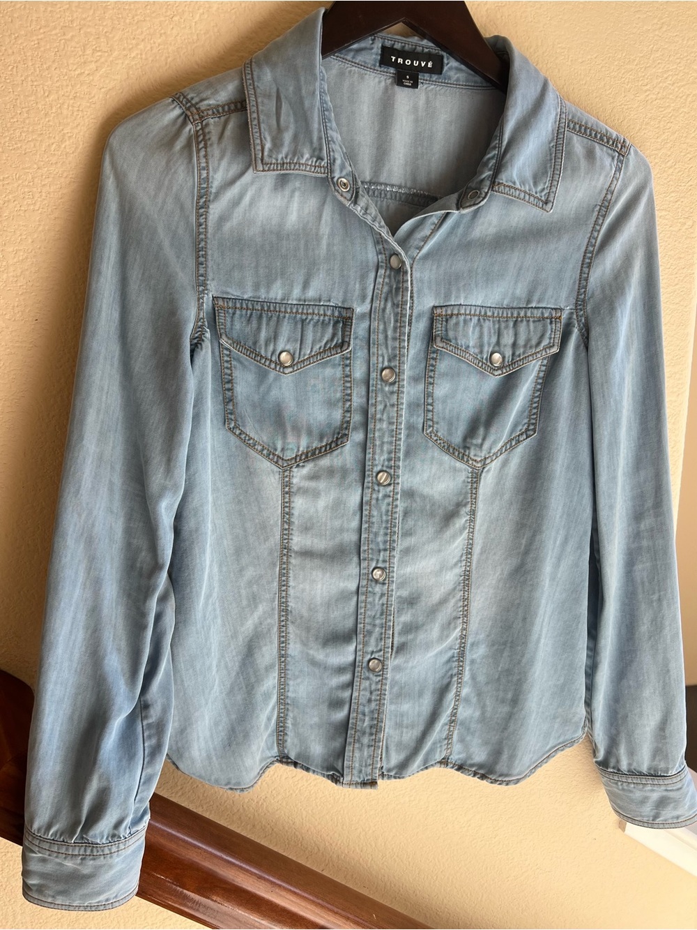 Trouvé Lyocell Light Wash Denim Chambray Western Shirt Size Small
